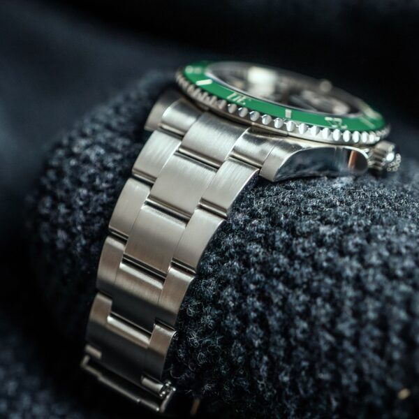 APR8 WATCHES 16 scaled 1