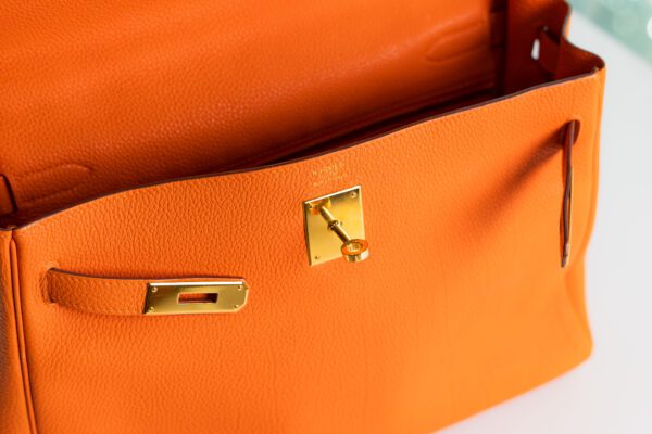 PC HANDBAGS NOV 14 28