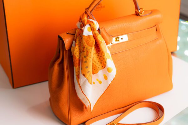 PC HANDBAGS NOV 14 33