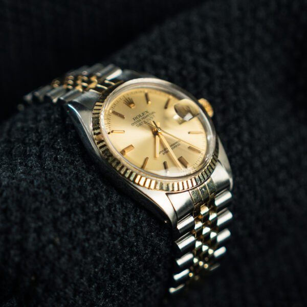FEB 10 WATHCES 6